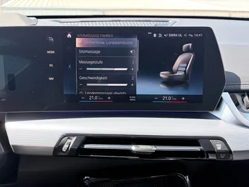 Car image 36