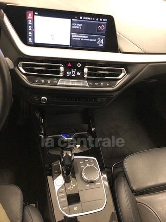 BMW 120i 131 kW image number 17