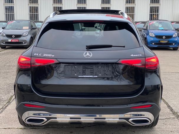 Mercedes-Benz GLC 300 e AMG 230 kW image number 10