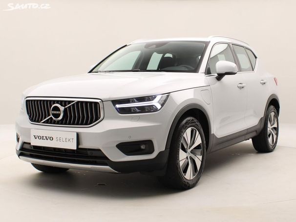 Volvo XC40 Recharge R T4 155 kW image number 1