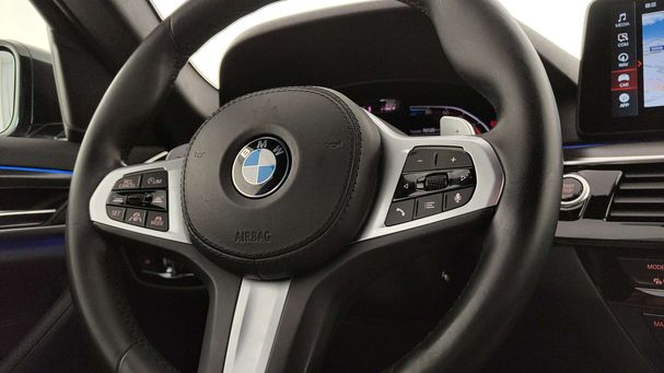 BMW 520d Touring 140 kW image number 7