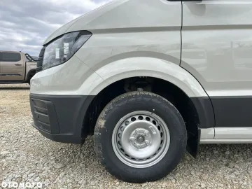 Car image 35
