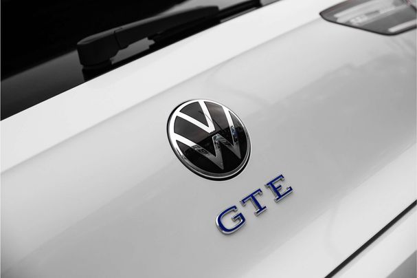 Volkswagen Golf 1.4 eHybrid GTE DSG 180 kW image number 17