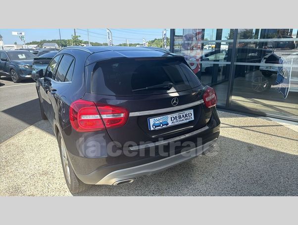 Mercedes-Benz GLA 200 d 7G-DCT 100 kW image number 12