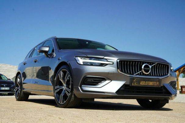 Volvo V60 D4 Inscription 140 kW image number 9