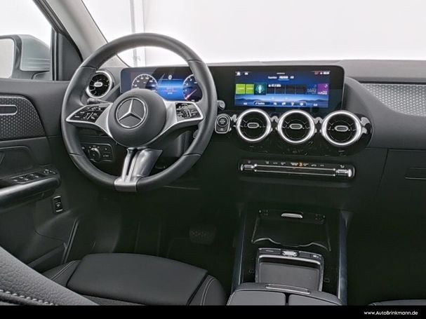 Mercedes-Benz GLA 180 100 kW image number 6