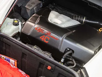 Car image 28