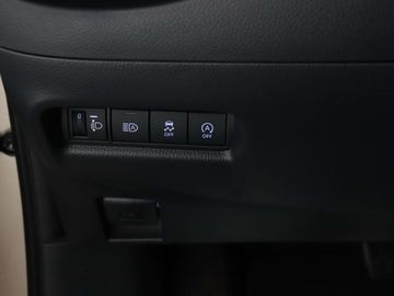 Car image 33