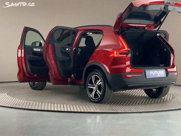 Volvo XC40 B4 Plus Dark 145 kW image number 7