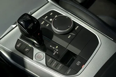 Car image 39
