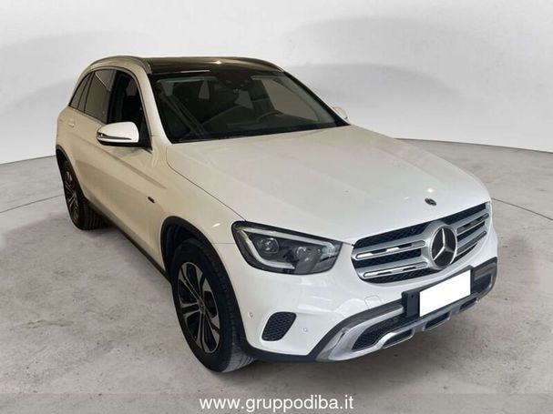 Mercedes-Benz GLC 300 de 225 kW image number 2