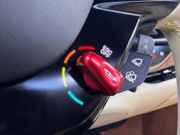 Car image 40