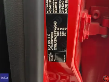 Car image 40