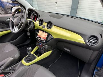 Car image 11