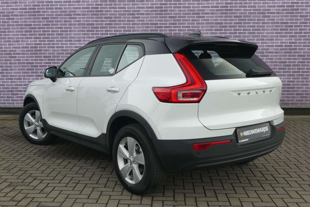 Volvo XC40 T3 120 kW image number 3