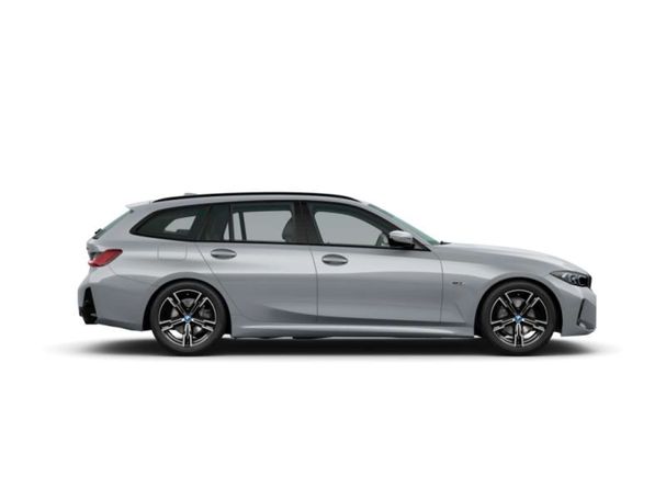 BMW 330e Touring M 215 kW image number 2