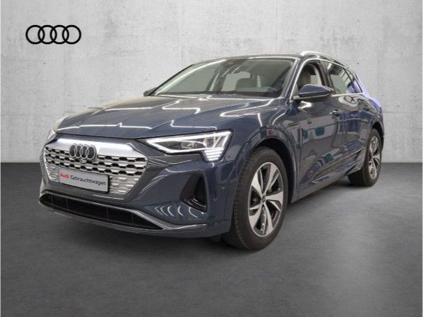 Audi Q8 55 e-tron Advanced 300 kW image number 1