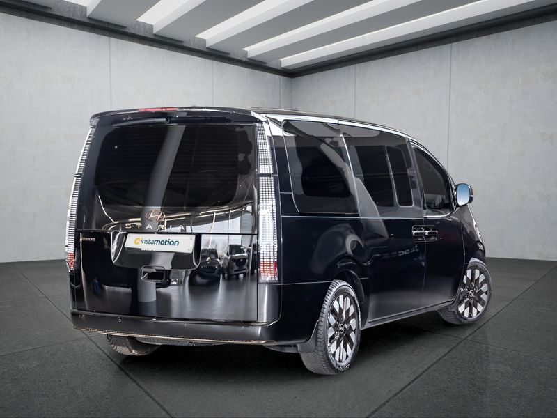 Hyundai Staria 2.2 CRDi