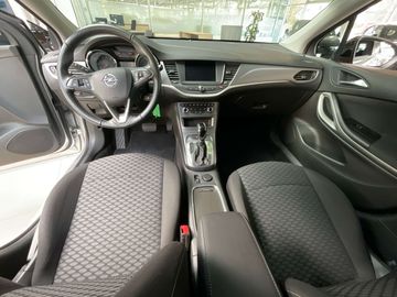 Car image 15