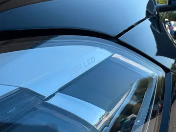 Car image 33
