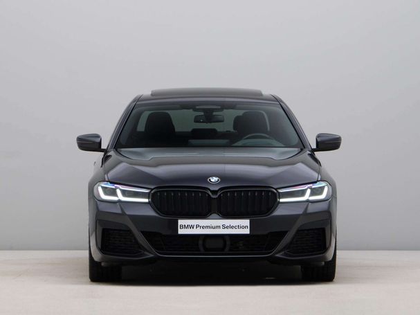 BMW 530 e 215 kW image number 6