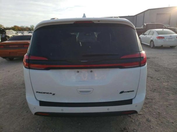 Chrysler Pacifica 191 kW image number 5