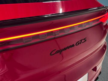 Car image 29