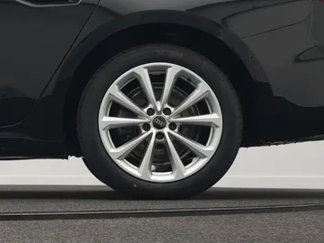 Car image 47