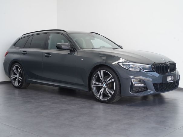 BMW 320d Touring M Sport 140 kW image number 2