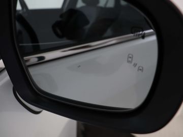 Car image 41