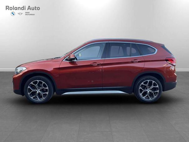 BMW X1 xDrive18d xLine 110 kW image number 6