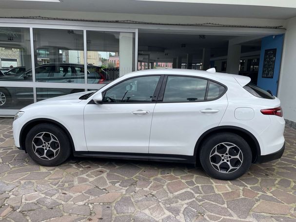 Alfa Romeo Stelvio 2.2 Business 118 kW image number 5