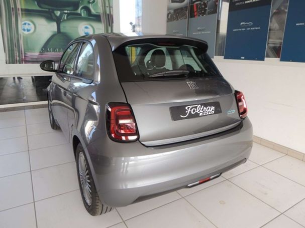 Fiat 500 e 70 kW image number 4