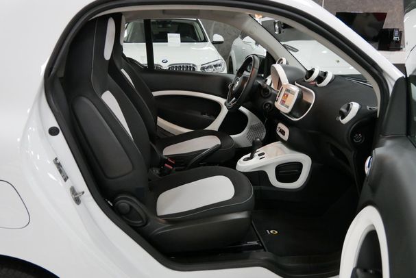 Smart ForTwo coupe EQ 60 kW image number 8