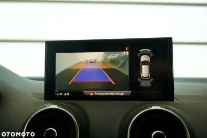 Car image 35