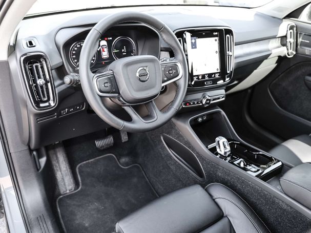 Volvo XC40 T5 Plus 192 kW image number 4