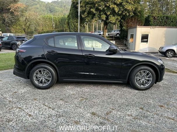 Alfa Romeo Stelvio Diesel AT8 118 kW image number 8