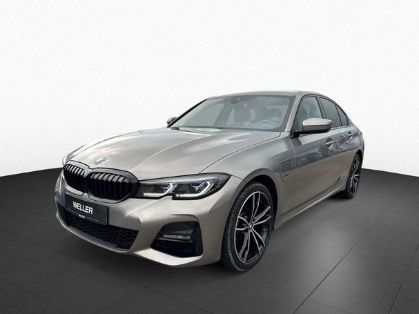 BMW 320e M Sport 150 kW image number 1