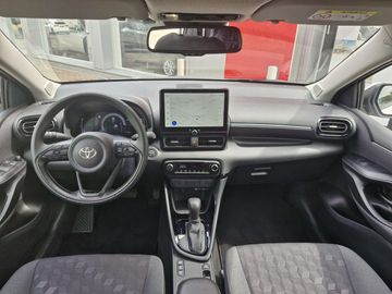 Car image 12