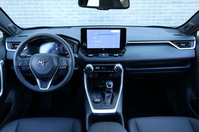 Car image 21