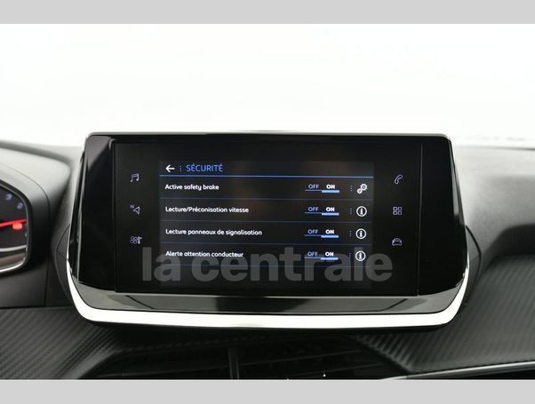 Peugeot 2008 1.2 PureTech 74 kW image number 32