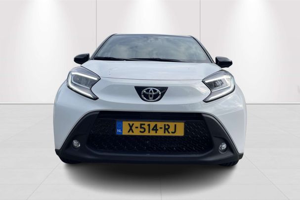 Toyota Aygo X 1.0 VVT-i 53 kW image number 2