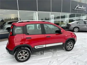 Car image 3