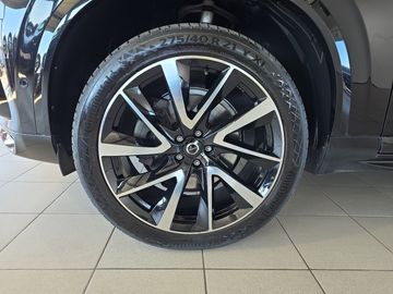 Car image 37