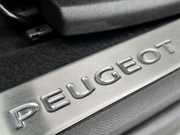 Peugeot 3008 Hybrid4 300 GT e-EAT8 220 kW image number 20