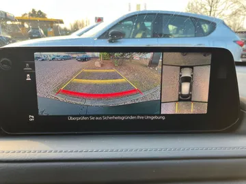 Car image 28