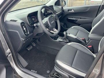 Car image 10