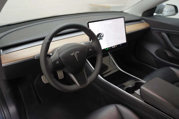 Tesla Model 3 Performance AWD 340 kW image number 17