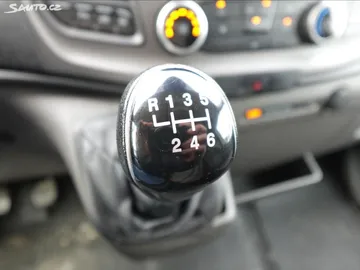 Car image 33