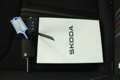 Car image 47